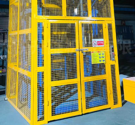 柳河货梯可以安装在室外吗